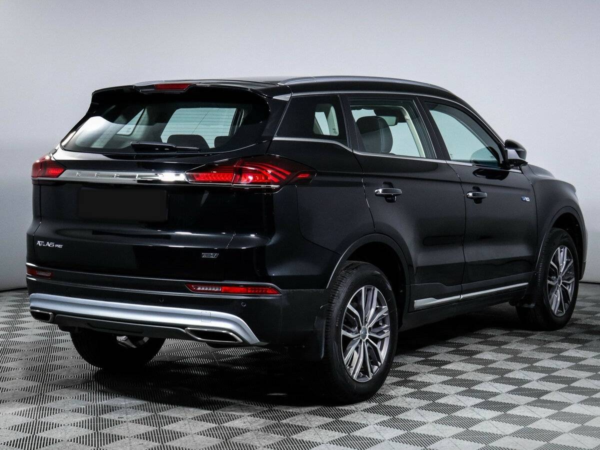 Geely Atlas Pro с пробегом — 2024 год. Фото: #3