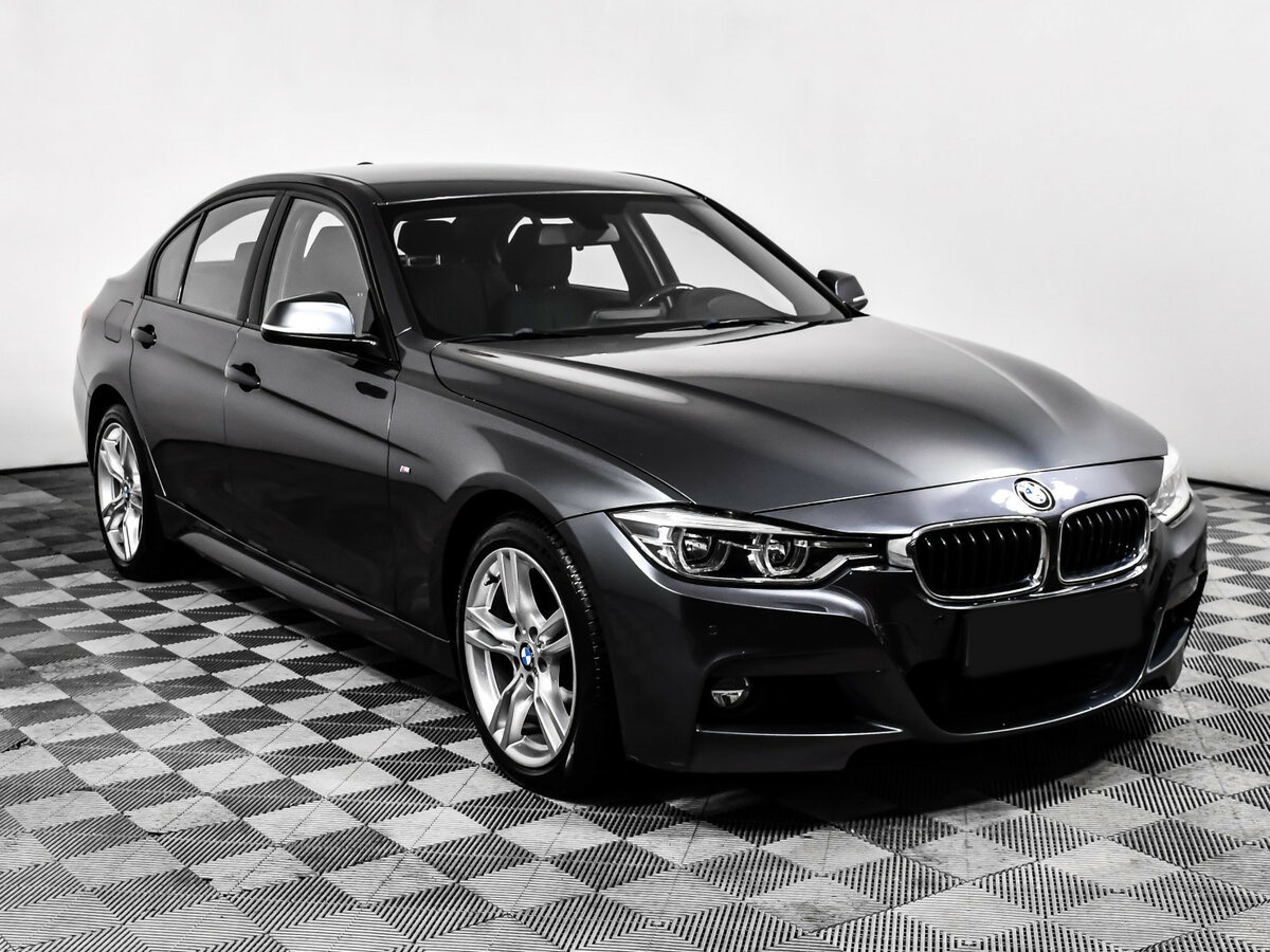 BMW 3 серии с пробегом — 2017 год. Фото: #2