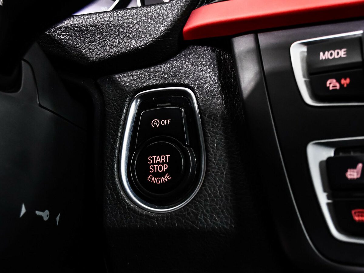 BMW 3 серии с пробегом — 2015 год. Фото: #17