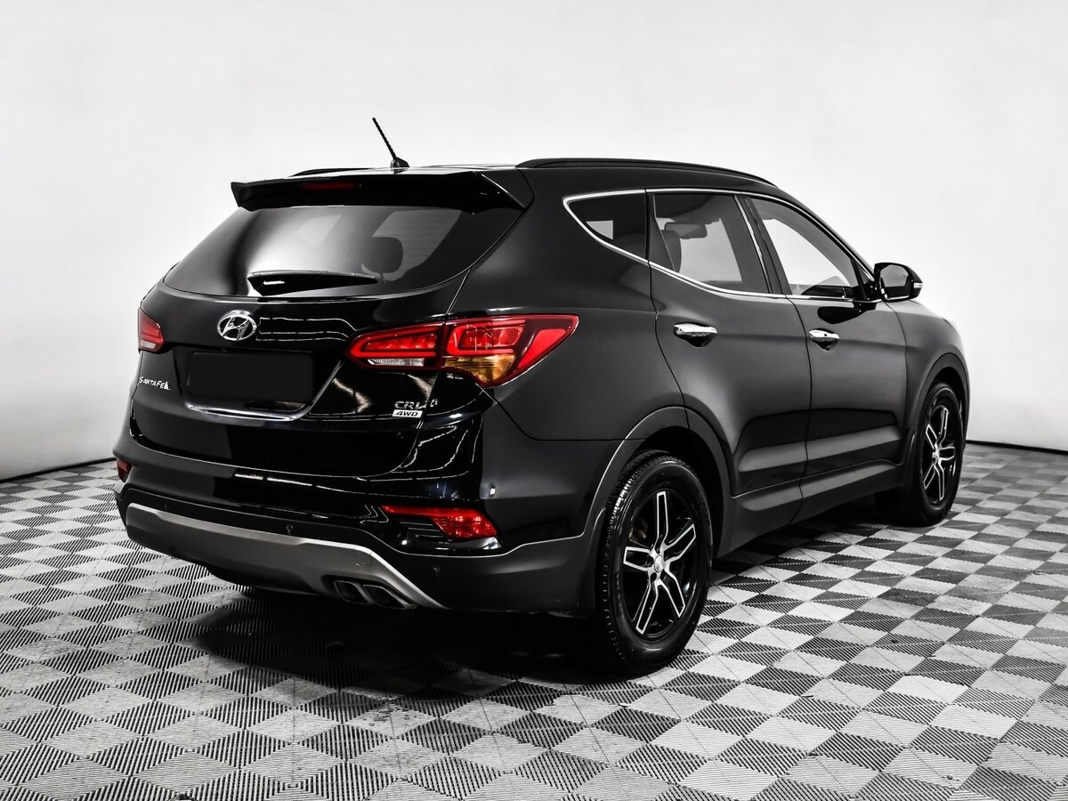 Hyundai Santa Fe с пробегом — 2017 год. Фото: #4