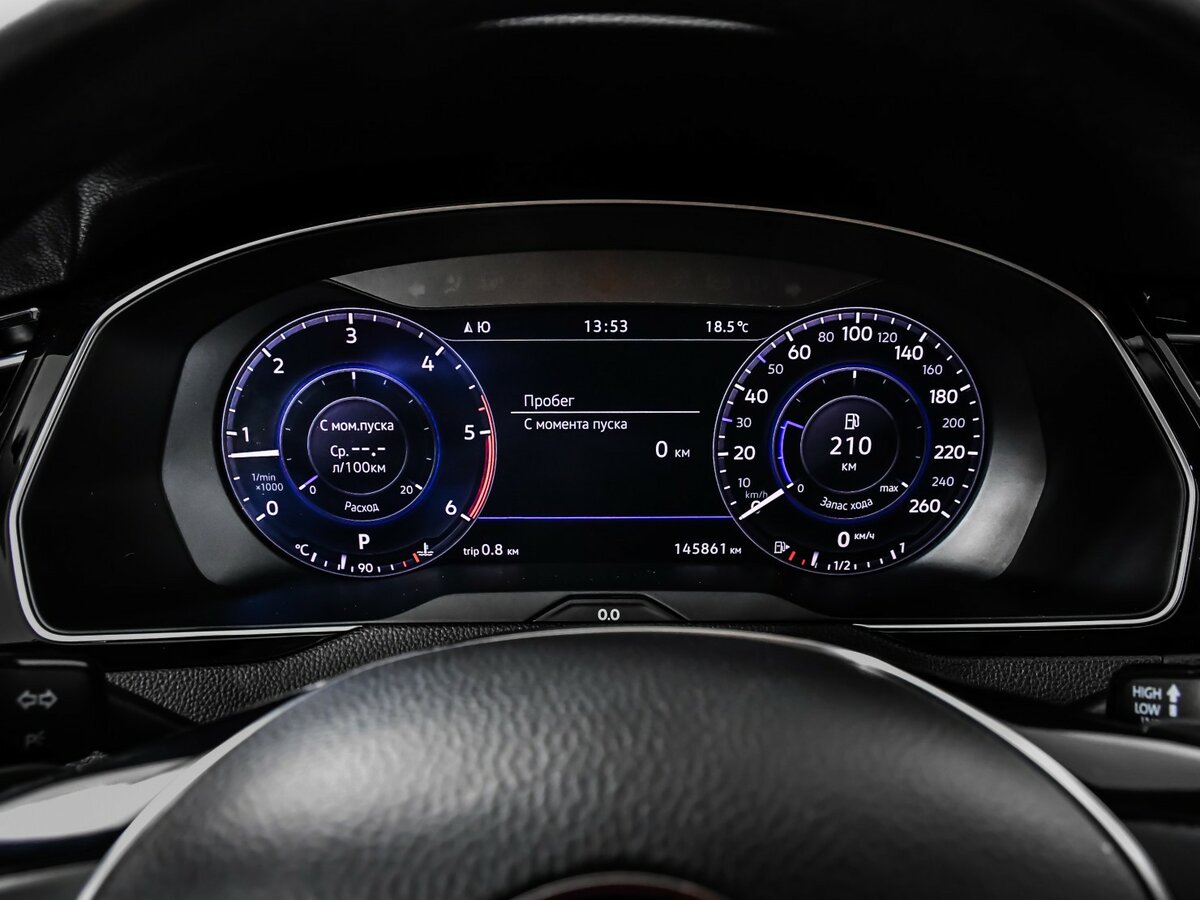 Volkswagen Passat с пробегом — 2018 год. Фото: #7