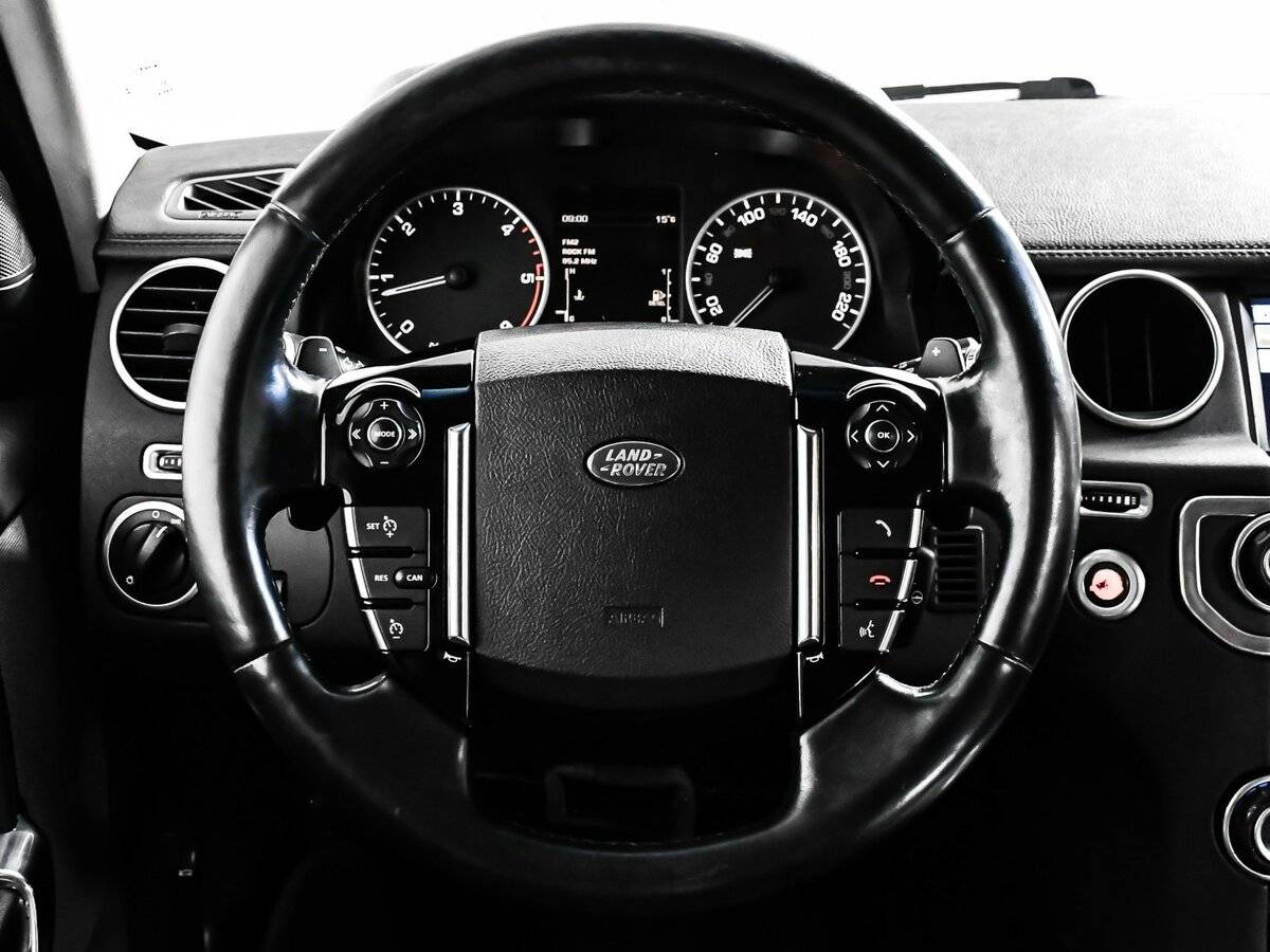 Land Rover Discovery с пробегом — 2013 год. Фото: #9