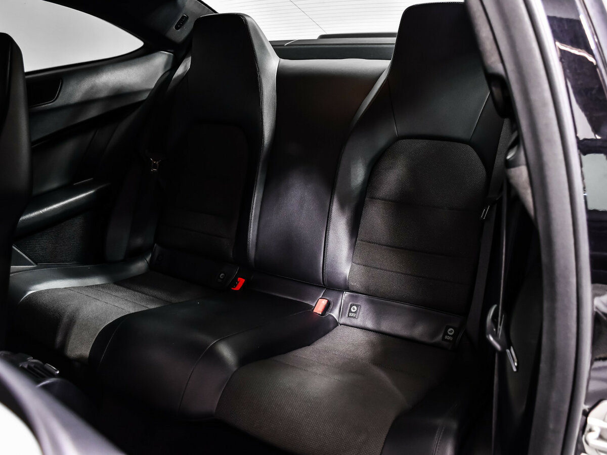 Mercedes-Benz C-Класс с пробегом — 2012 год. Фото: #8