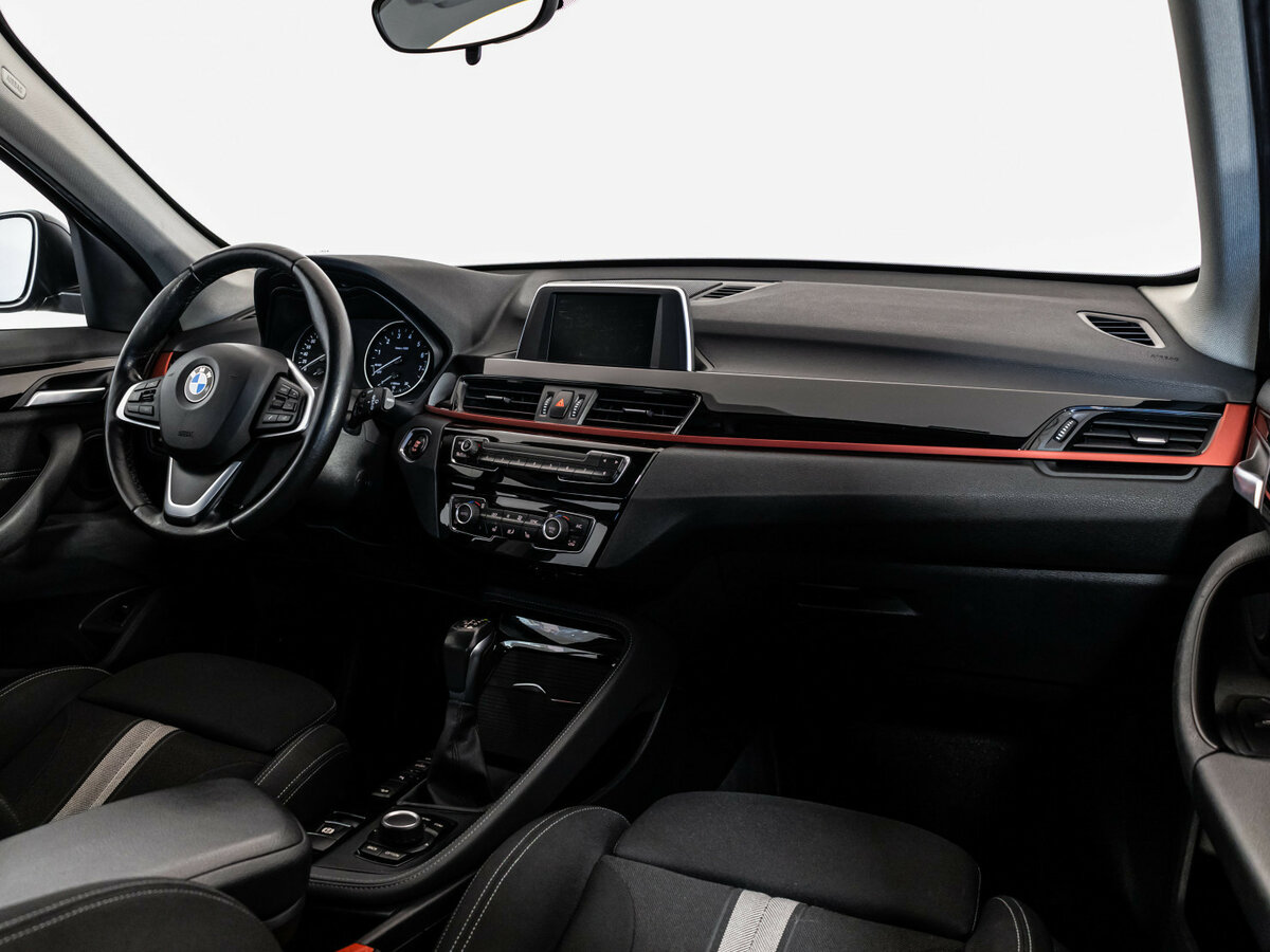 BMW X1 с пробегом — 2017 год. Фото: #7