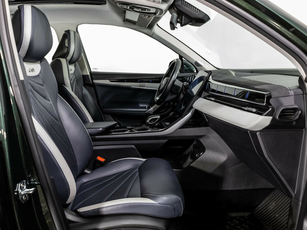 Geely Atlas с пробегом — 2023 год. Фото: #15