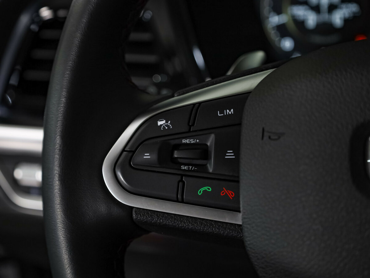 Geely Tugella с пробегом — 2021 год. Фото: #9