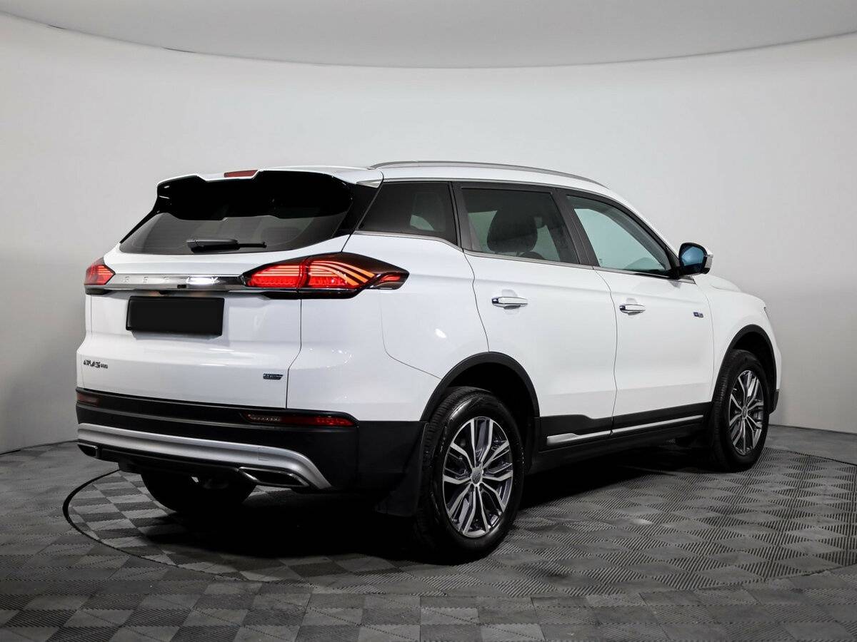 Geely Atlas Pro с пробегом — 2022 год. Фото: #5