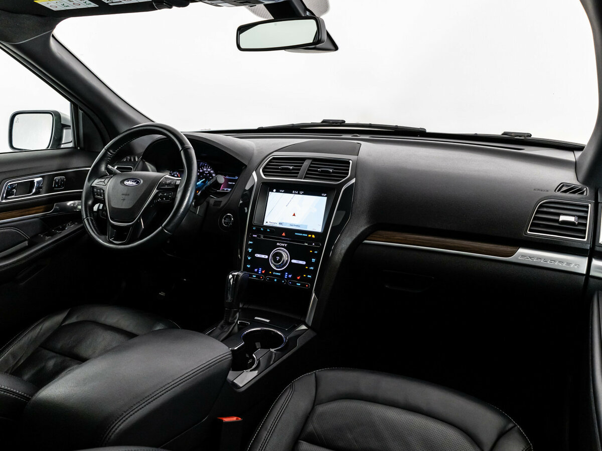 Ford Explorer с пробегом — 2018 год. Фото: #7