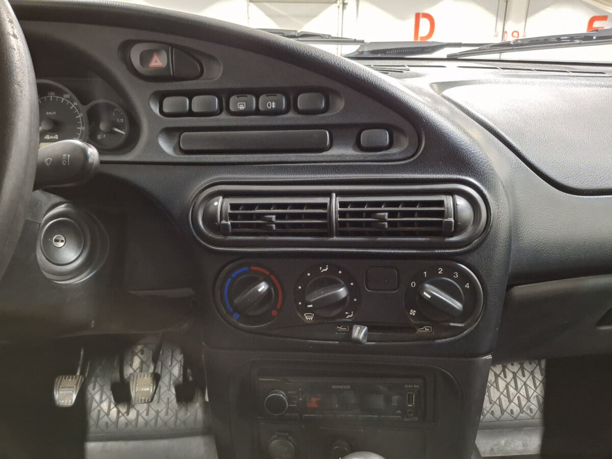 Chevrolet Niva с пробегом — 2018 год. Фото: #14