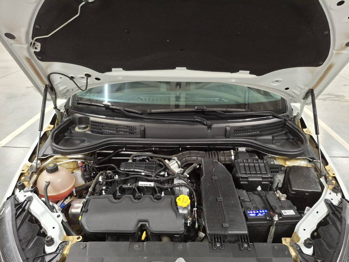 Lada (ВАЗ) Vesta с пробегом — 2023 год. Фото: #8