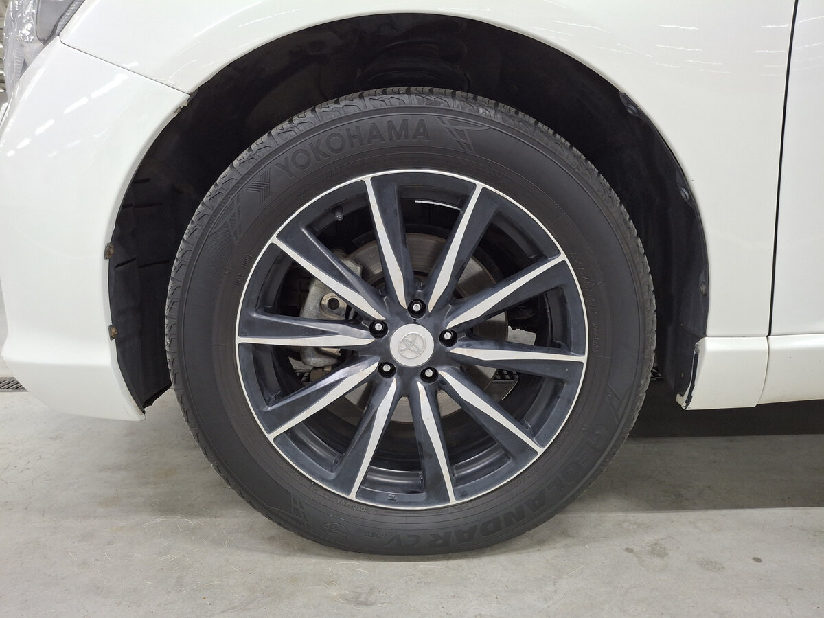 Toyota Venza с пробегом — 2014 год. Фото: #17