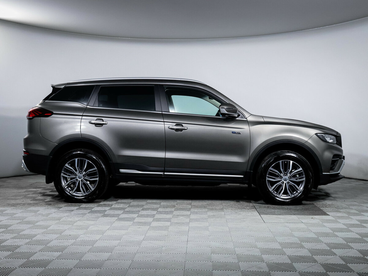 Geely Atlas Pro с пробегом — 2023 год. Фото: #3