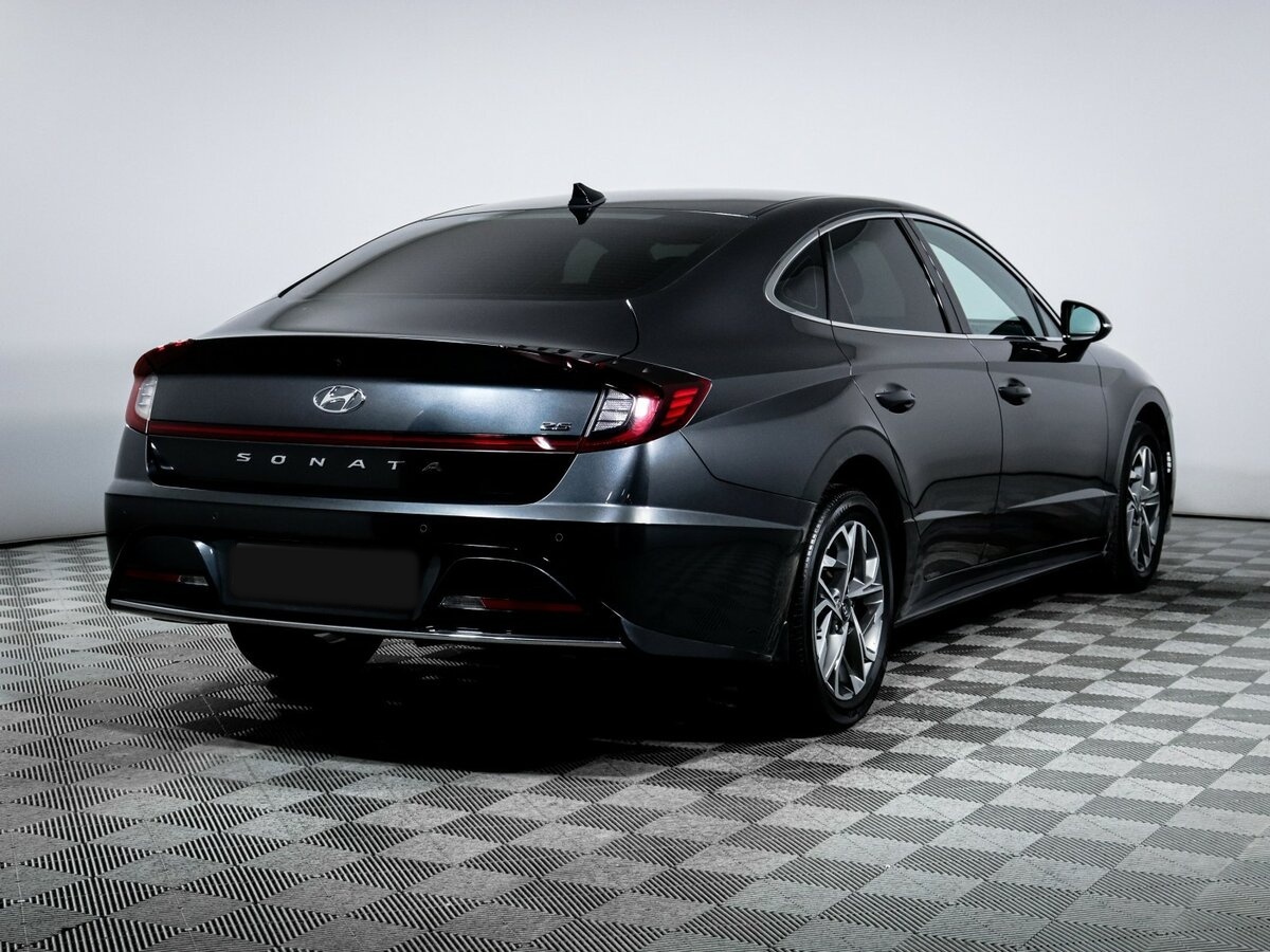 Hyundai Sonata с пробегом — 2022 год. Фото: #4