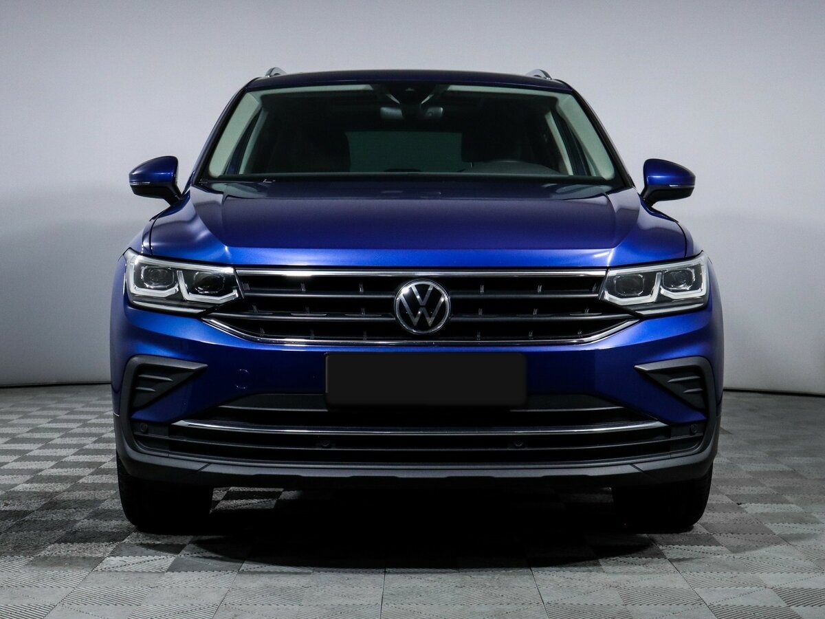 Volkswagen Tiguan с пробегом — 2021 год. Фото: #1