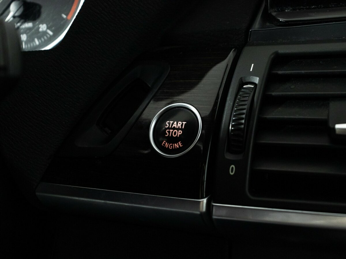 BMW X5 с пробегом — 2012 год. Фото: #16