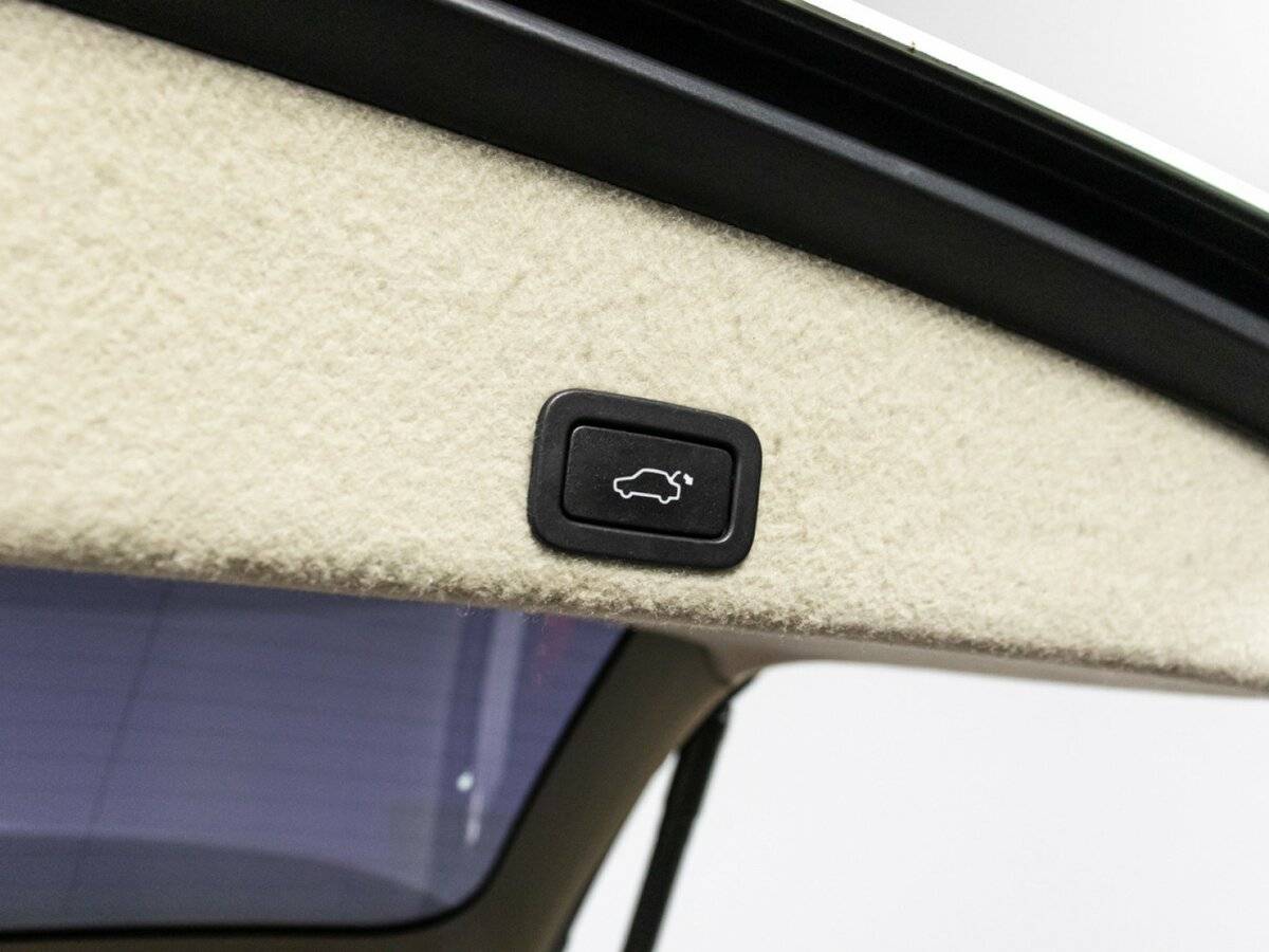 Volvo XC60 с пробегом — 2016 год. Фото: #18