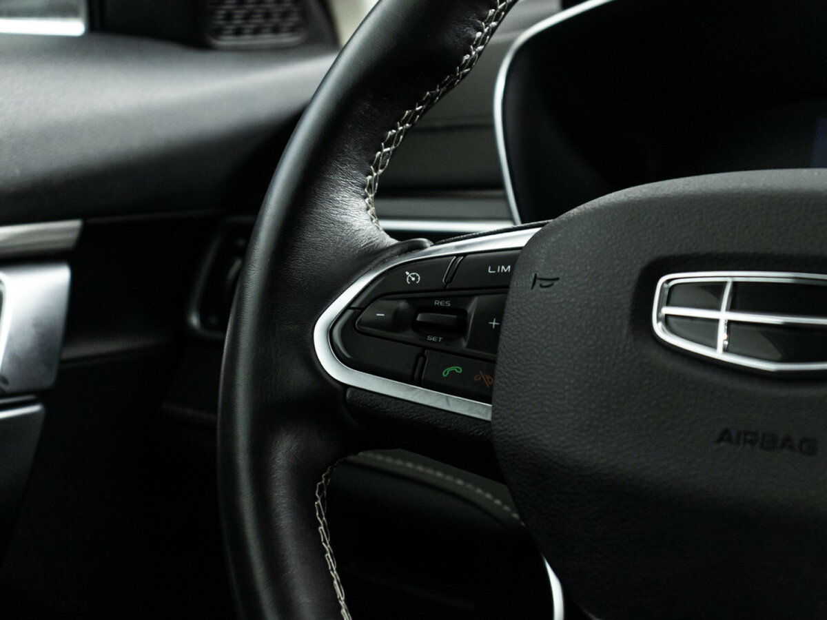 Geely Atlas Pro с пробегом — 2023 год. Фото: #17