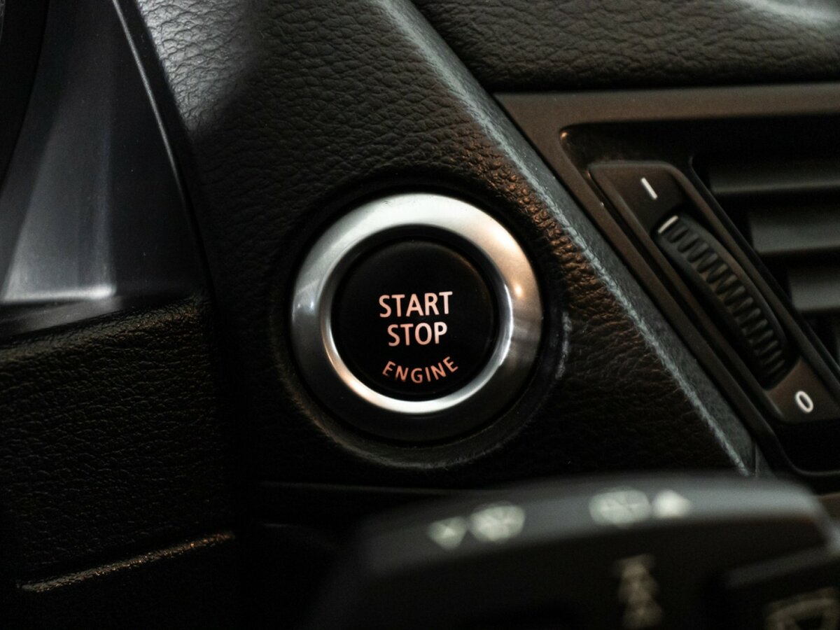 BMW X1 с пробегом — 2013 год. Фото: #15