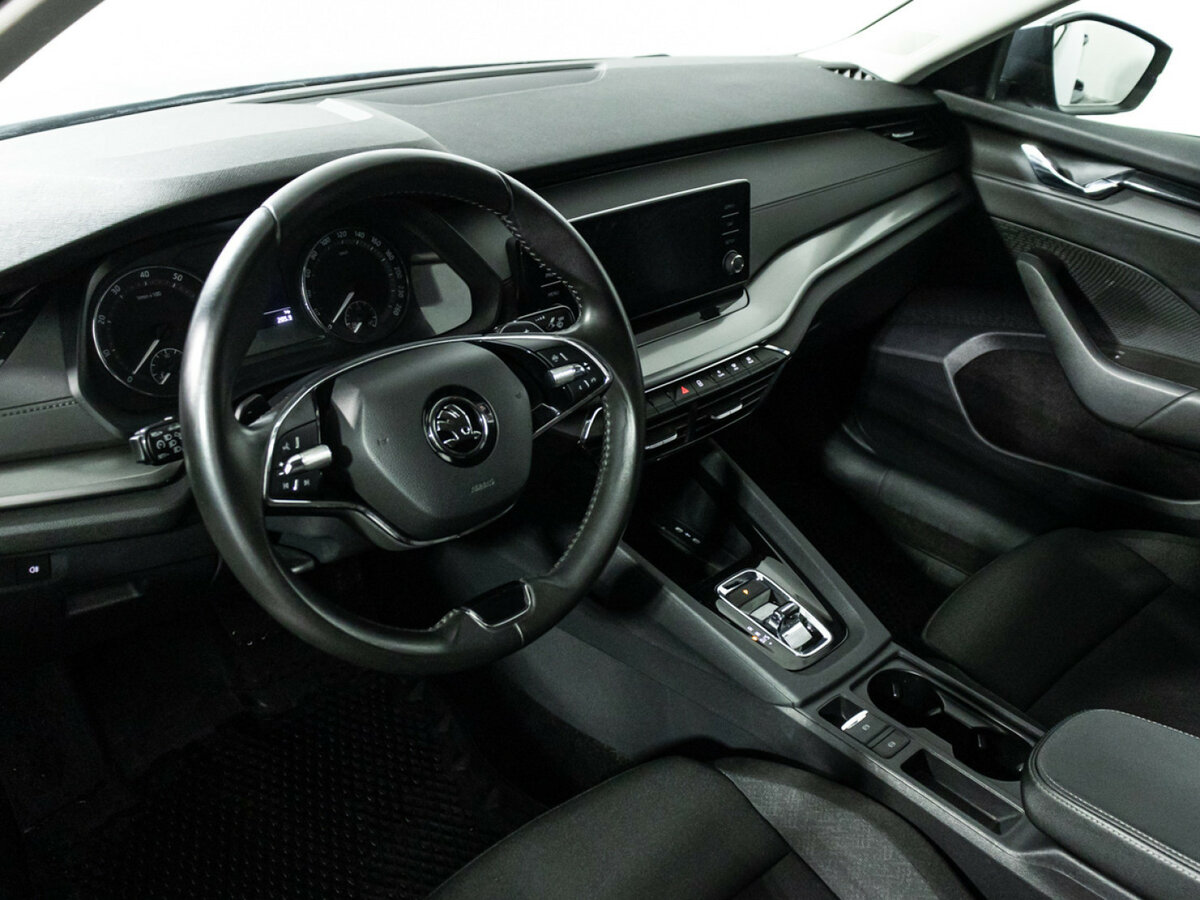Skoda Octavia с пробегом — 2021 год. Фото: #10