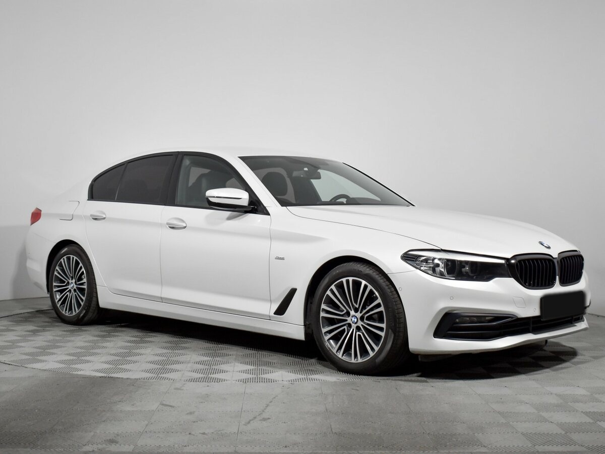 BMW 5 серии с пробегом — 2017 год. Фото: #2