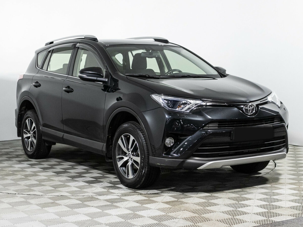Toyota RAV4 с пробегом — 2016 год. Фото: #2