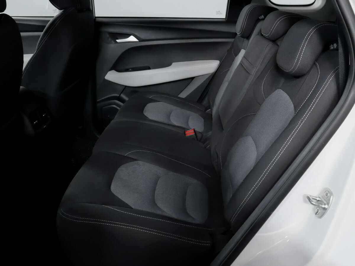 Chevrolet Captiva с пробегом — 2021 год. Фото: #9