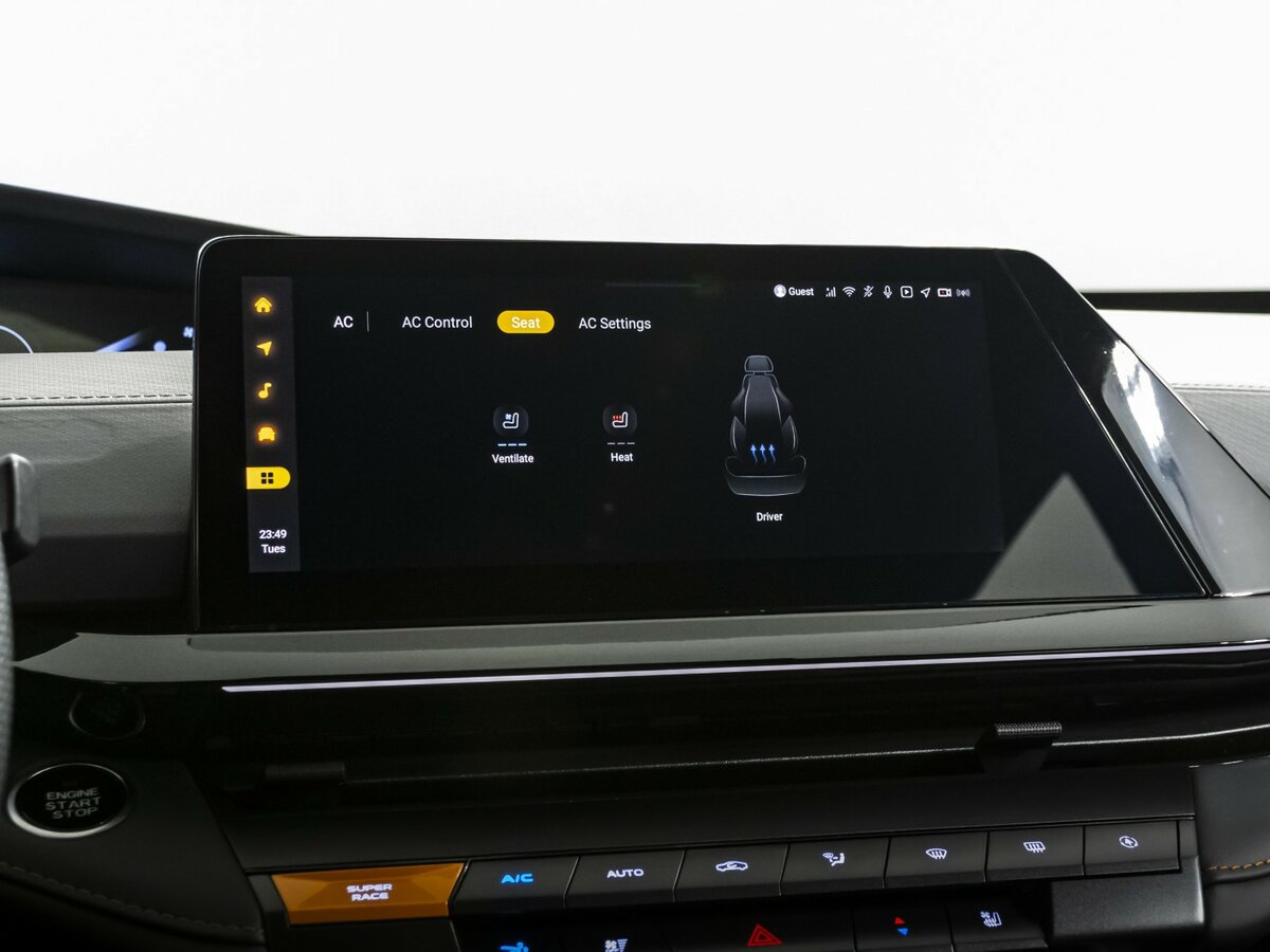 Changan UNI-V с пробегом — 2023 год. Фото: #12