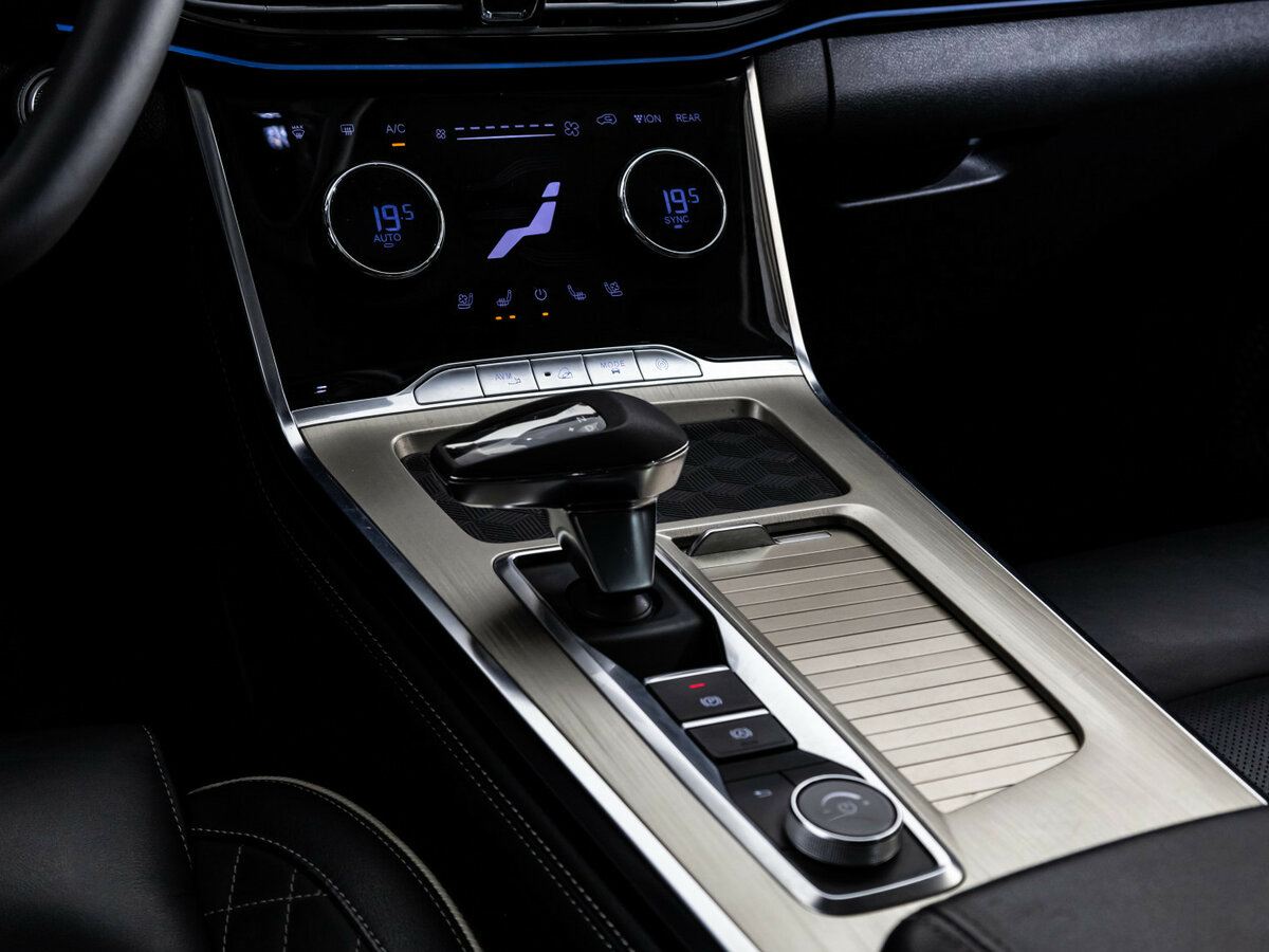 EXEED VX с пробегом — 2022 год. Фото: #10