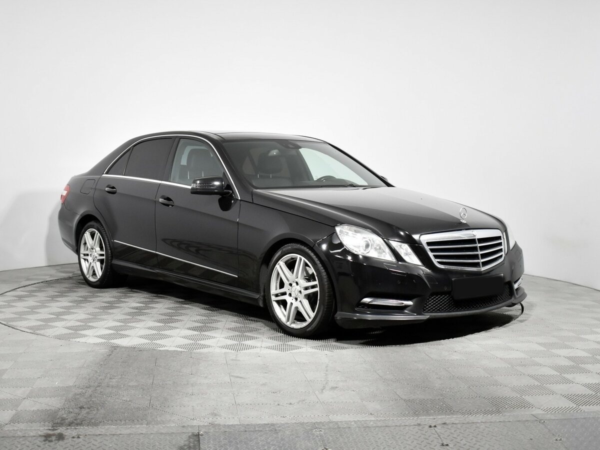 Mercedes-Benz E-Класс с пробегом — 2012 год. Фото: #2