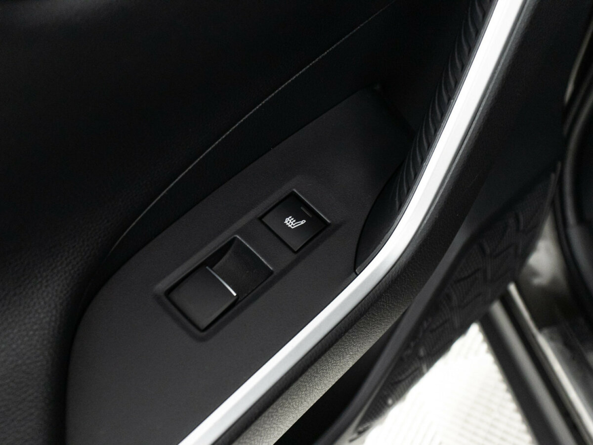 Toyota RAV4 с пробегом — 2020 год. Фото: #20