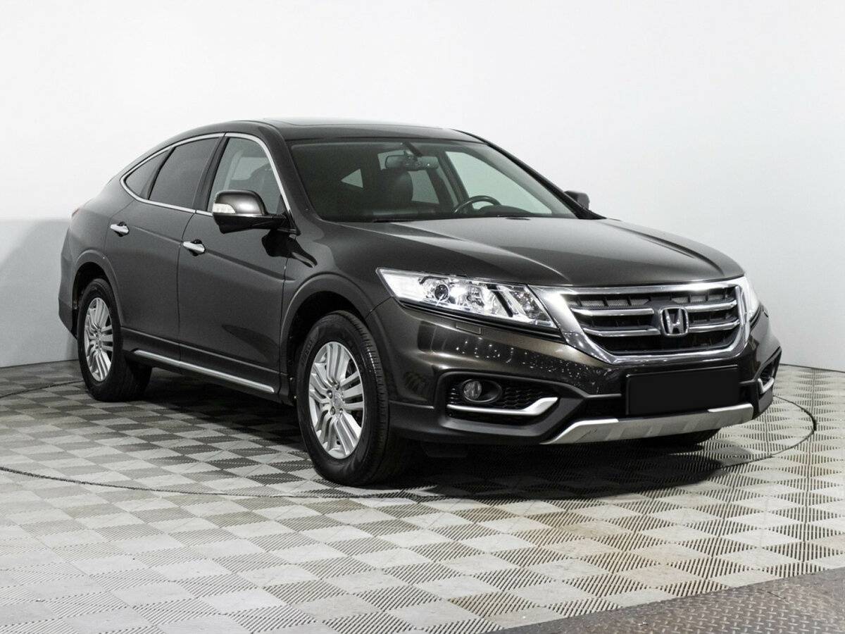 Honda Crosstour с пробегом — 2014 год. Фото: #2