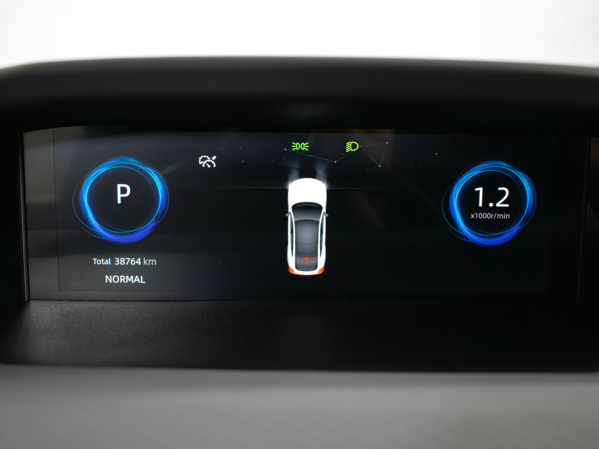 Changan UNI-V с пробегом — 2023 год. Фото: #12