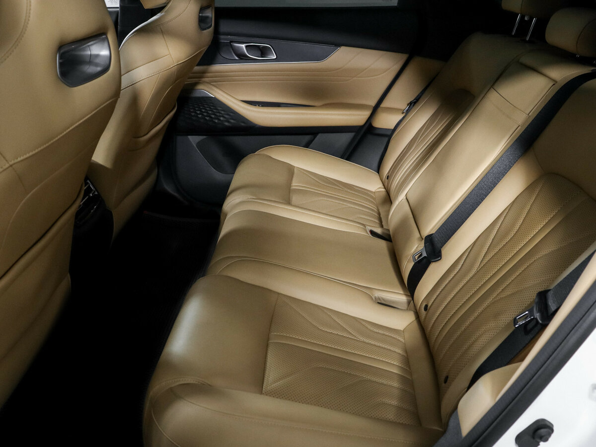 Changan UNI-K с пробегом — 2023 год. Фото: #9