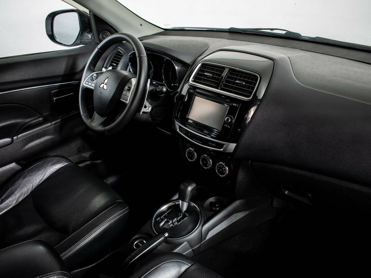 Mitsubishi ASX с пробегом — 2014 год. Фото: #9