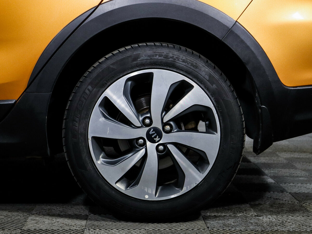 Kia Rio с пробегом — 2017 год. Фото: #11