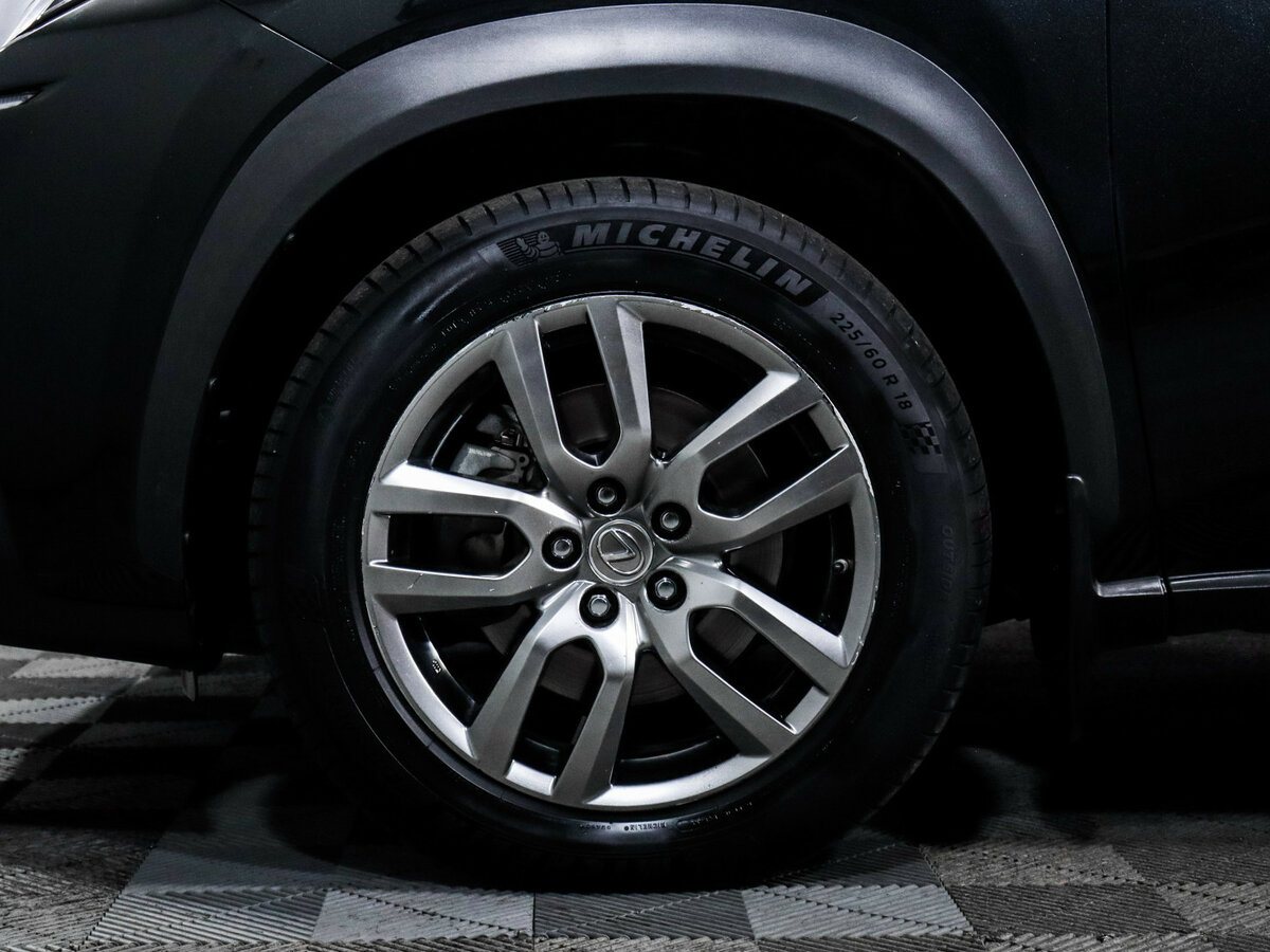 Lexus NX с пробегом — 2015 год. Фото: #12