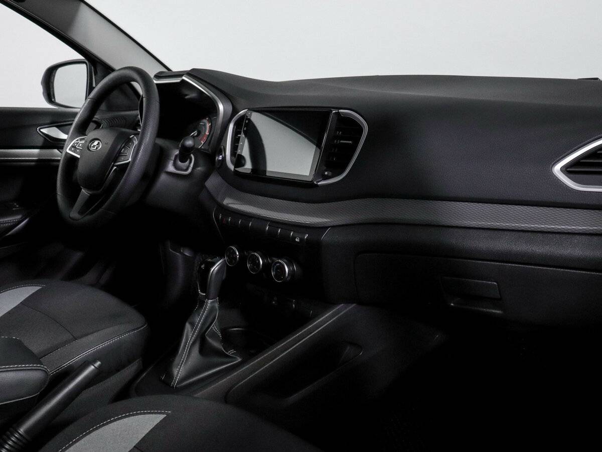 Lada (ВАЗ) Vesta с пробегом — 2024 год. Фото: #6