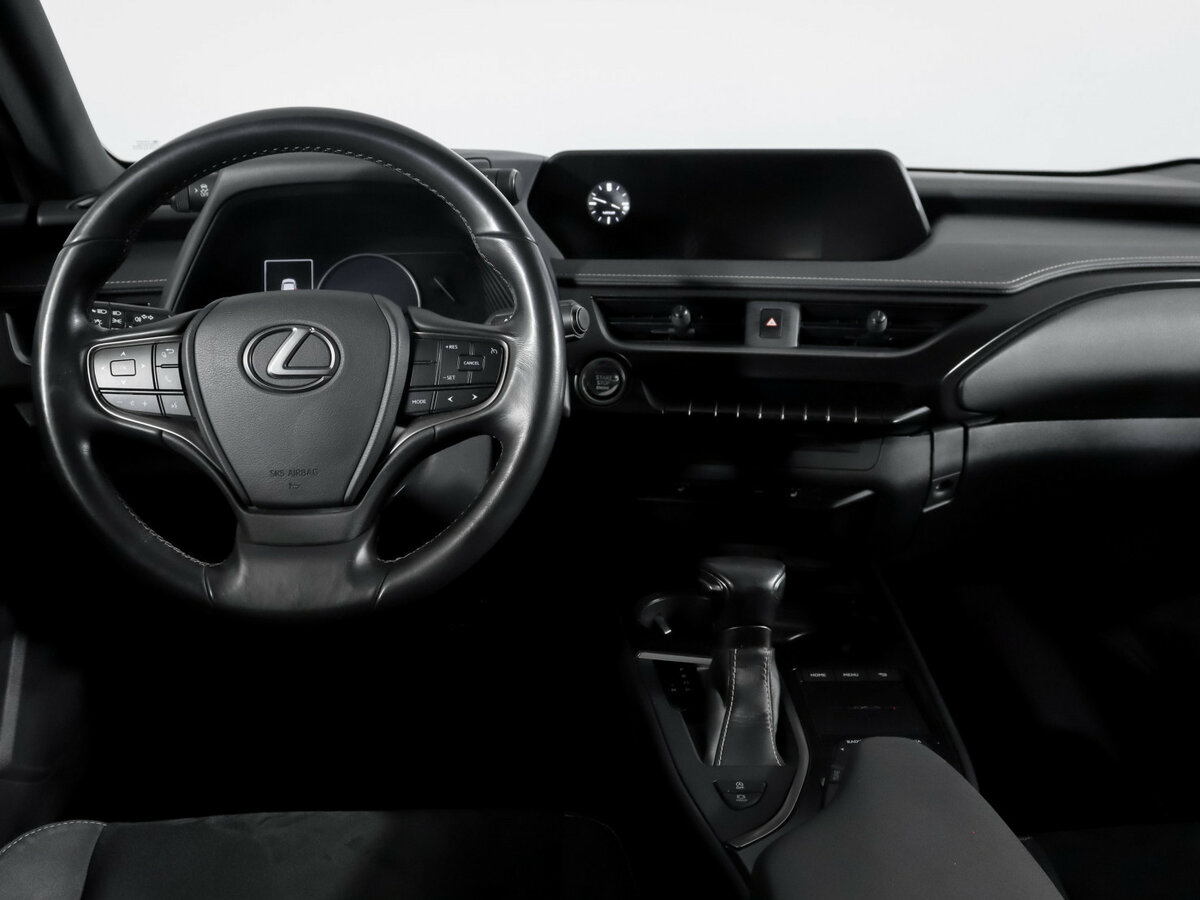 Lexus UX с пробегом — 2019 год. Фото: #9