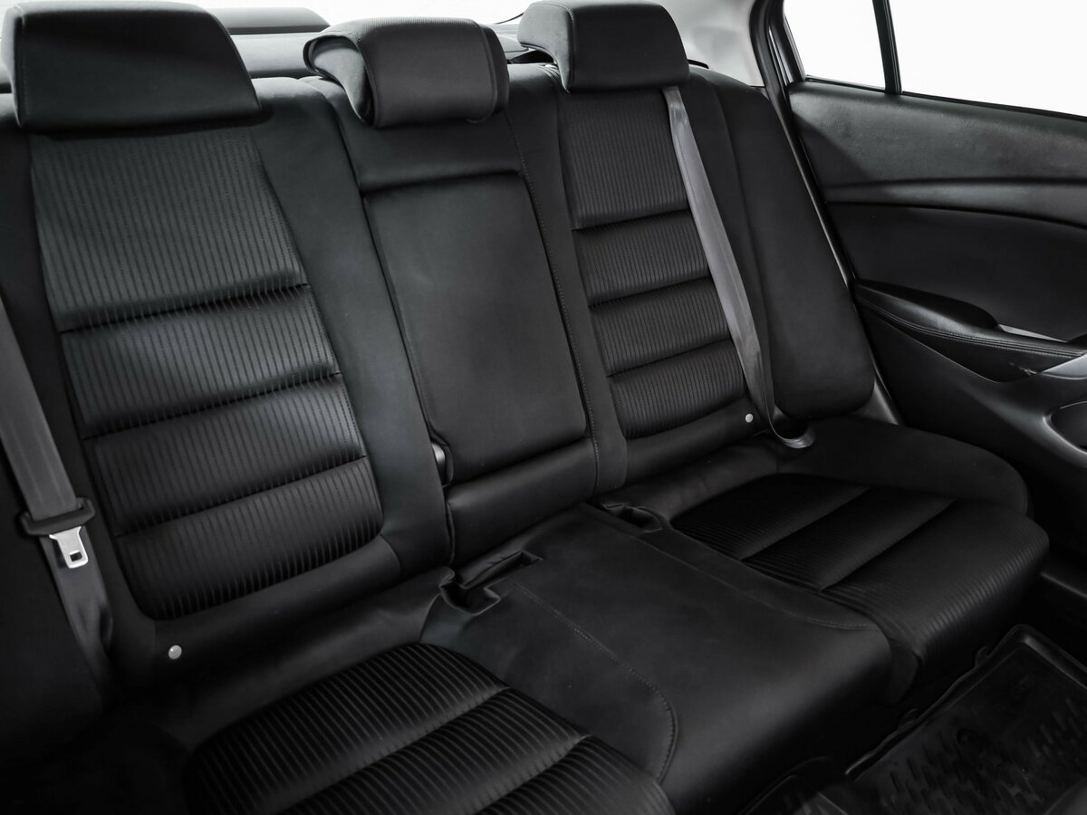 Mazda 6 с пробегом — 2012 год. Фото: #18