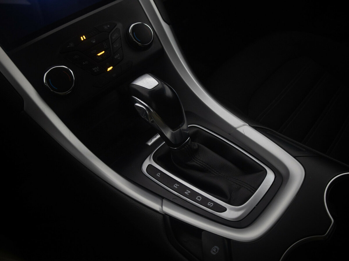 Ford Mondeo с пробегом — 2019 год. Фото: #9