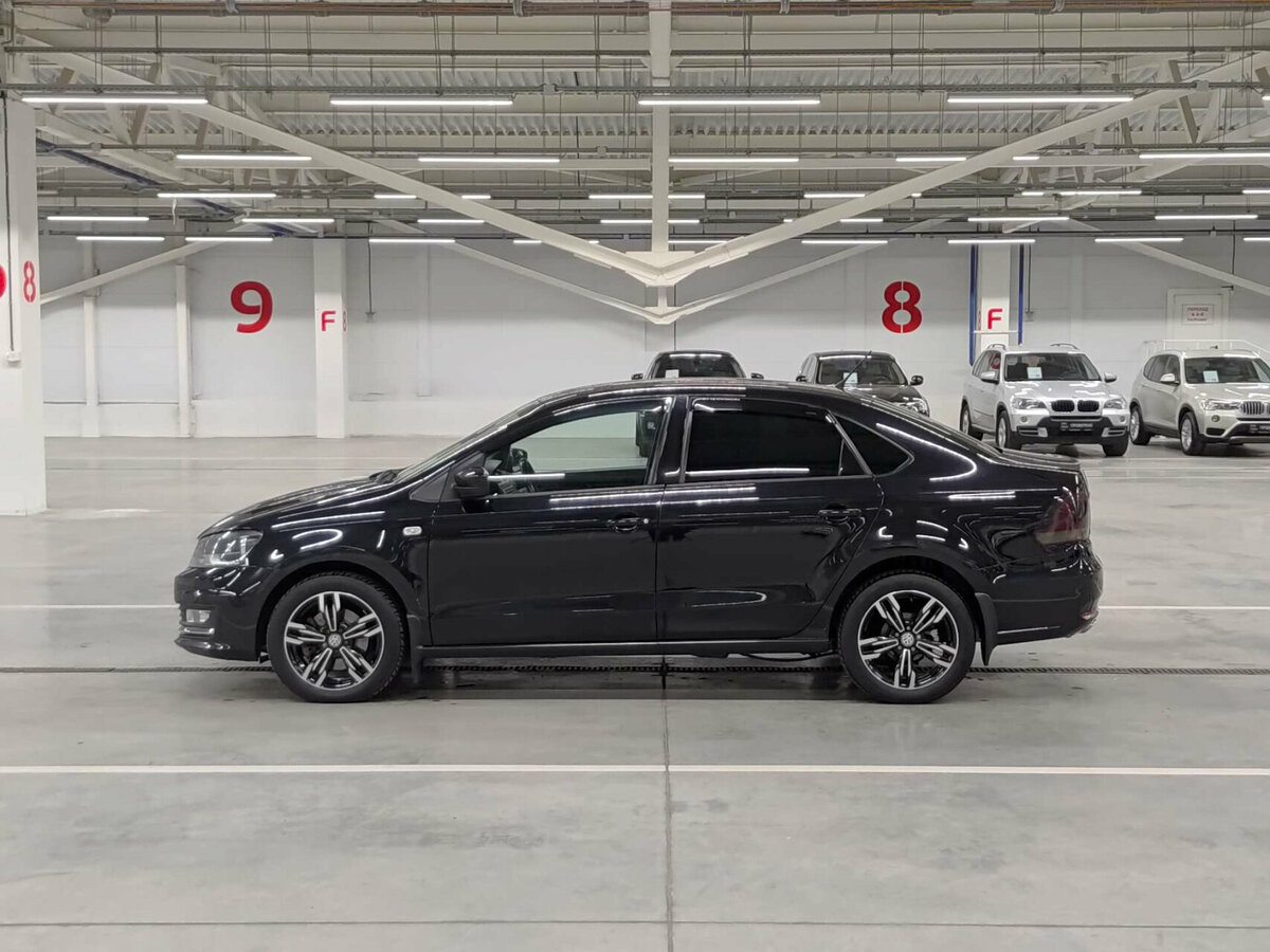 Volkswagen Polo с пробегом — 2016 год. Фото: #7