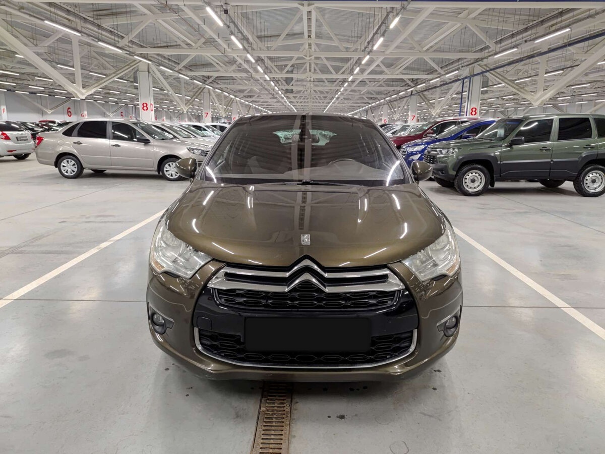 Citroen DS4 с пробегом — 2012 год. Фото: #1