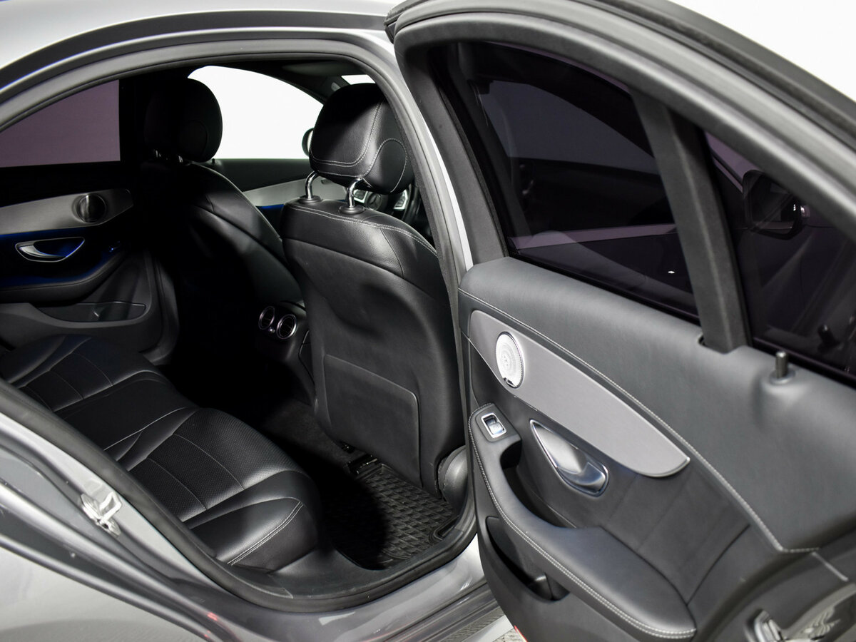 Mercedes-Benz C-Класс с пробегом — 2015 год. Фото: #9