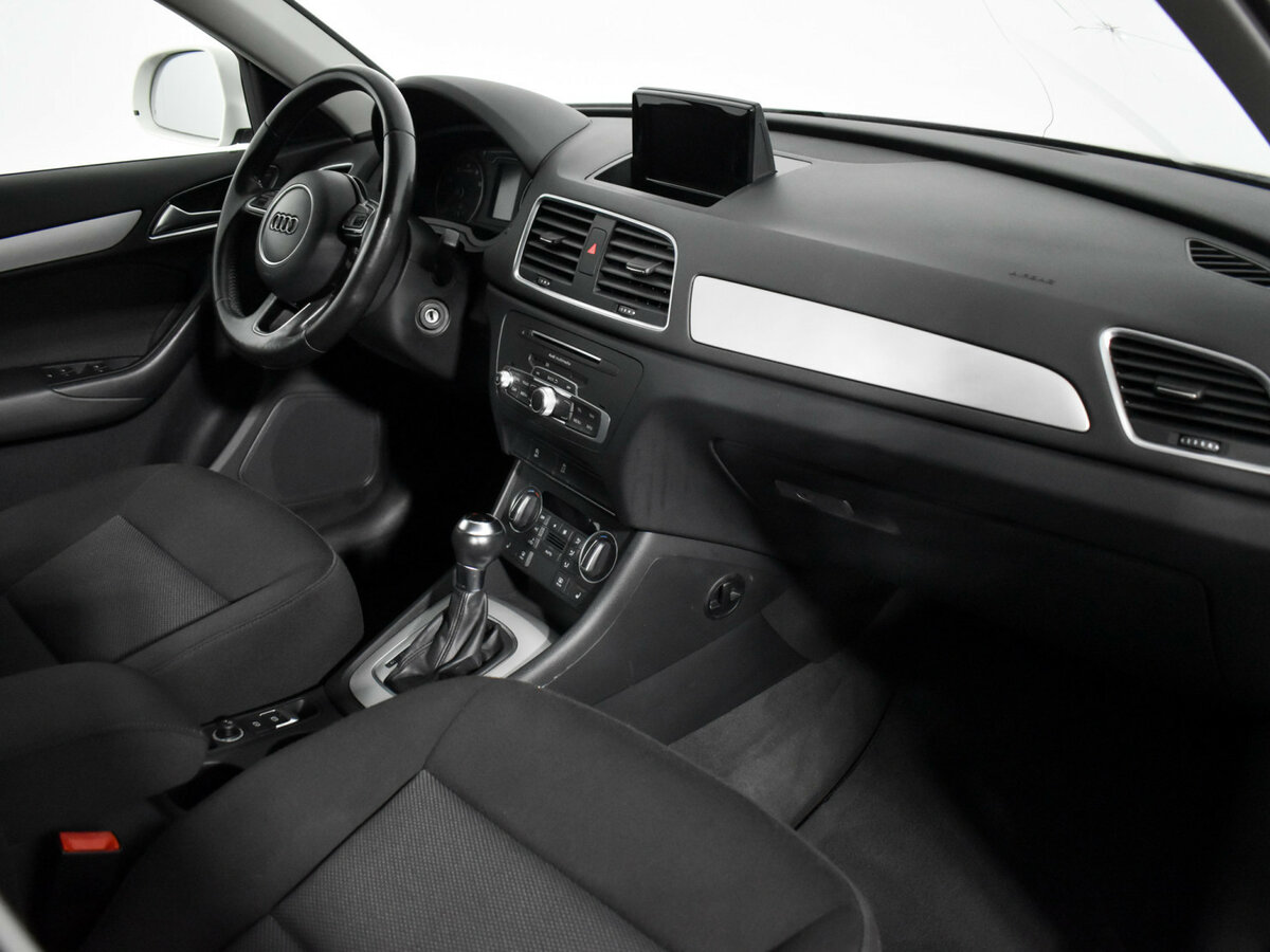 Audi Q3 с пробегом — 2015 год. Фото: #10
