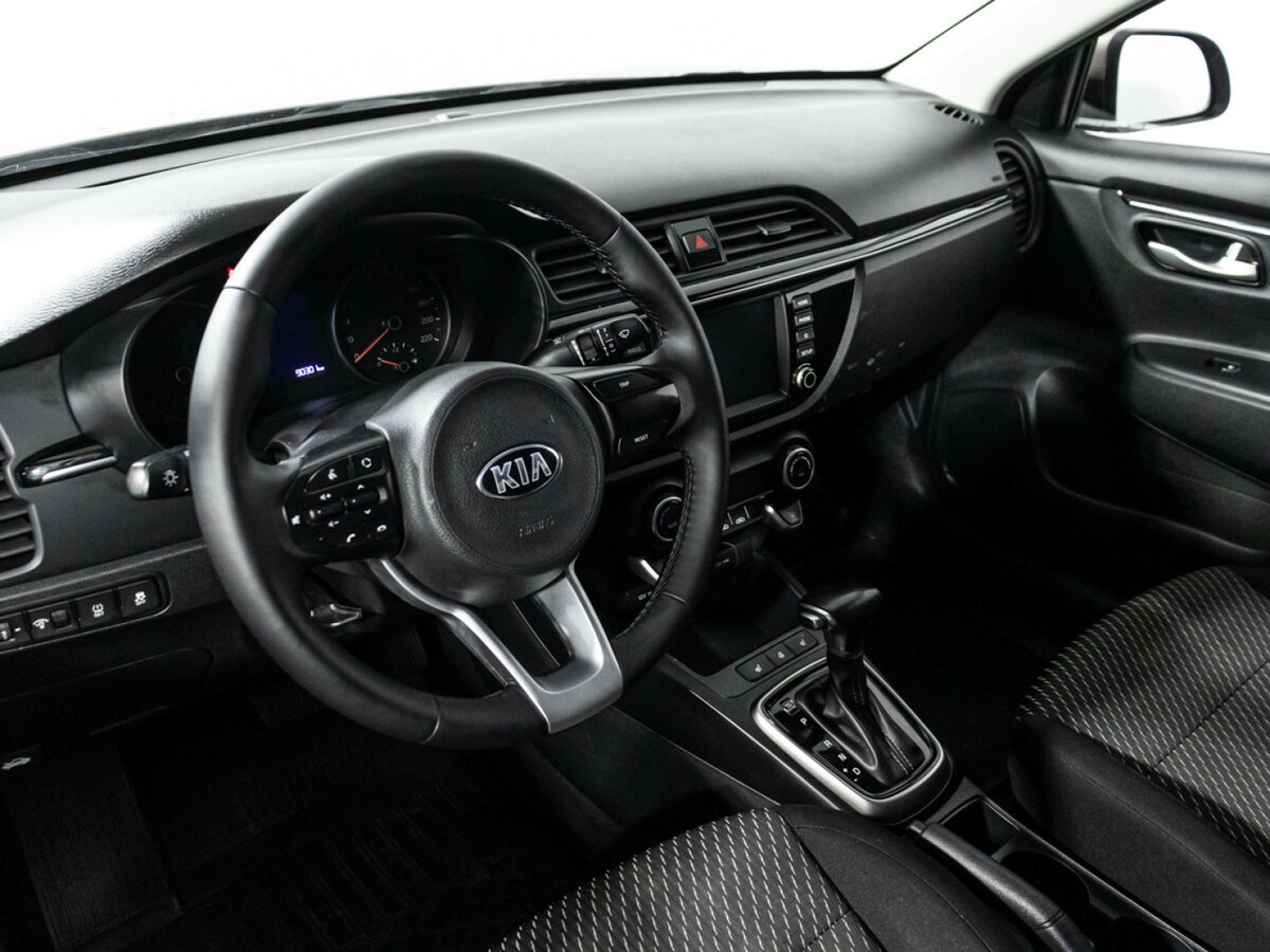 Kia Rio с пробегом — 2018 год. Фото: #10