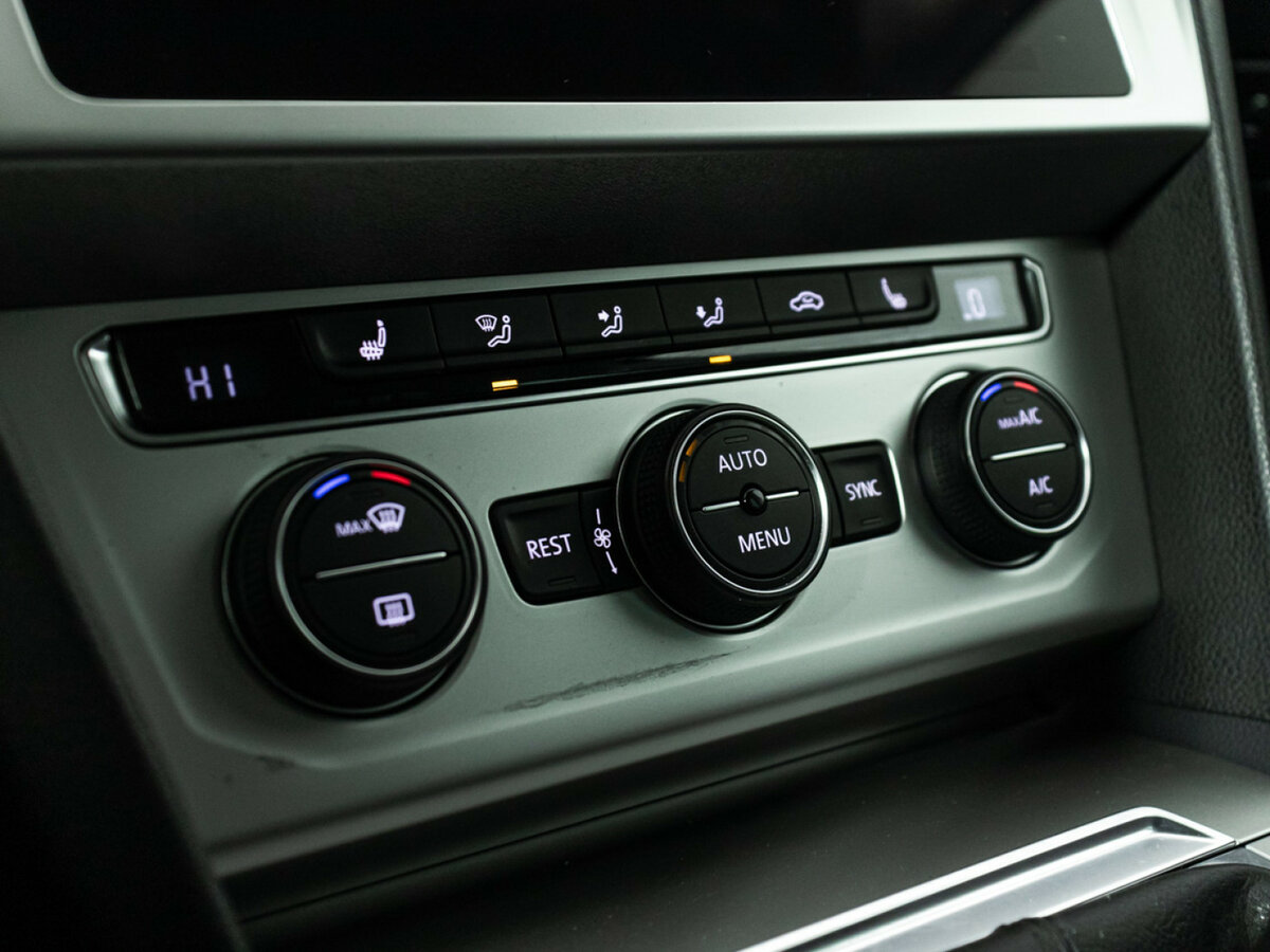 Volkswagen Passat с пробегом — 2017 год. Фото: #15