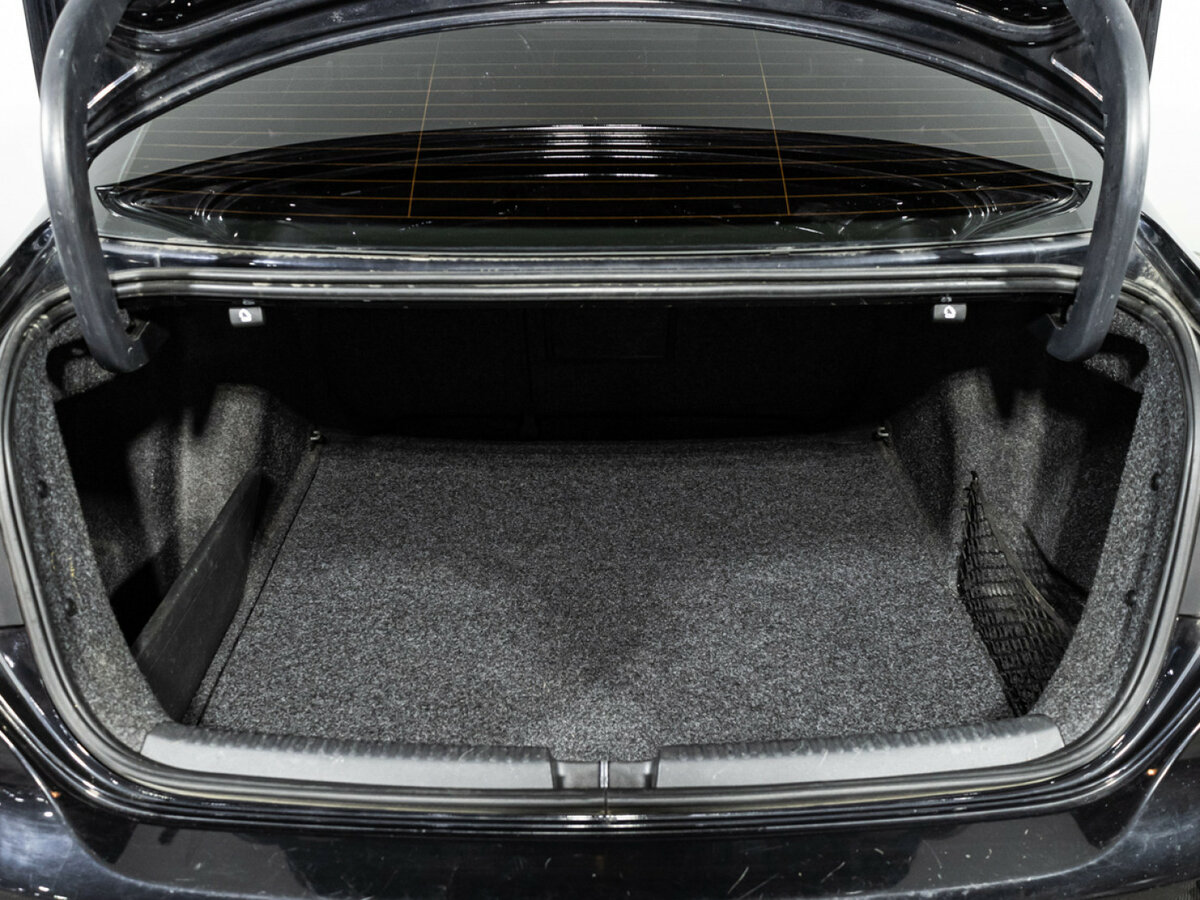 Volkswagen Jetta с пробегом — 2013 год. Фото: #15