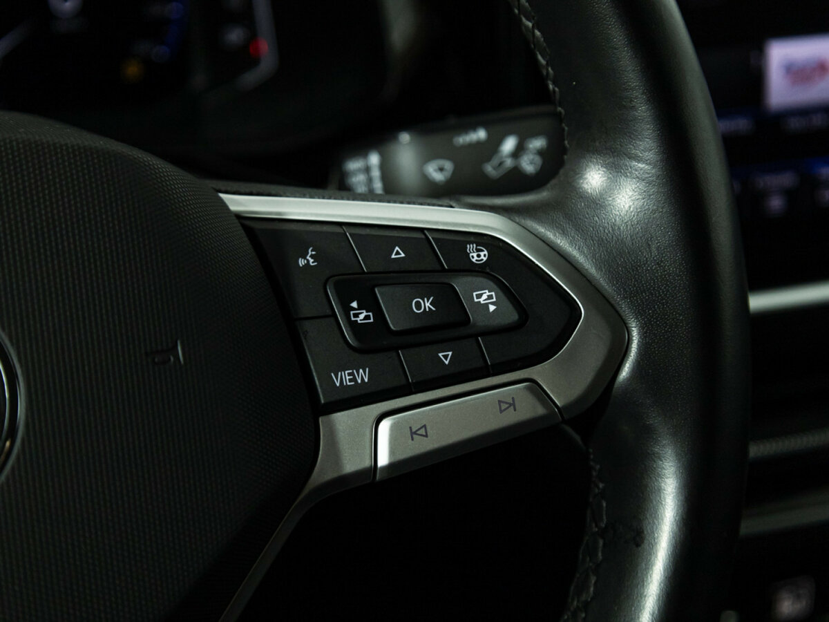 Volkswagen Polo с пробегом — 2022 год. Фото: #13