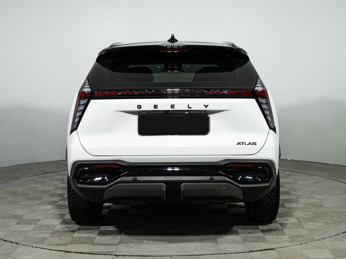 Geely Atlas с пробегом — 2024 год. Фото: #5