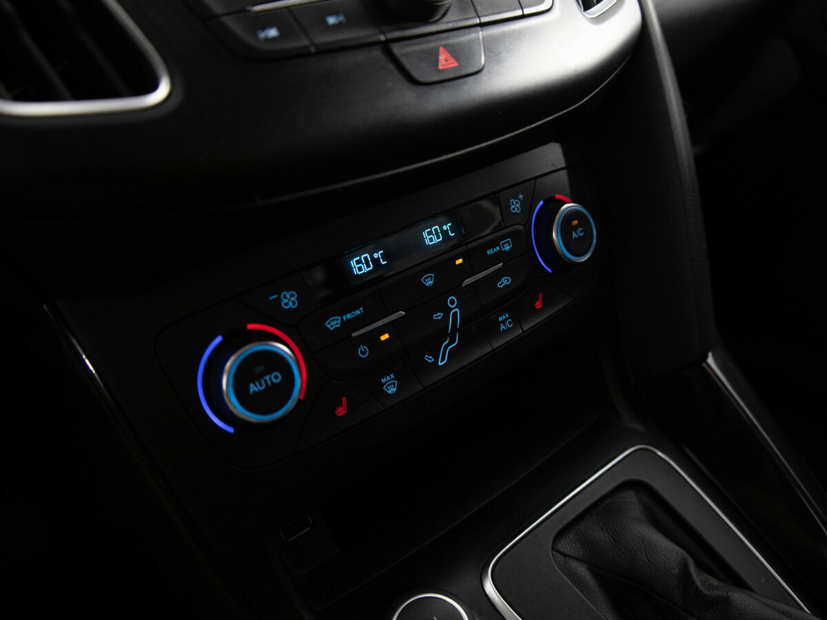 Ford Focus с пробегом — 2016 год. Фото: #13